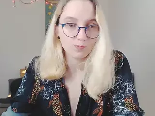 kiratarot's Live Sex Cam Show