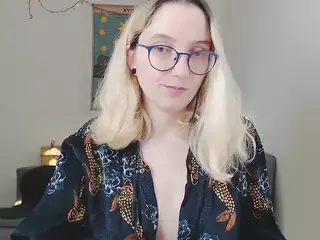 kiratarot's Live Sex Cam Show