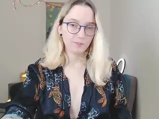 kiratarot's Live Sex Cam Show