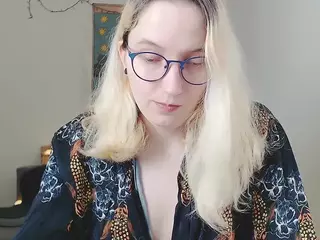 kiratarot's Live Sex Cam Show