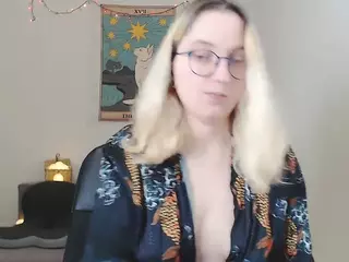 kiratarot's Live Sex Cam Show