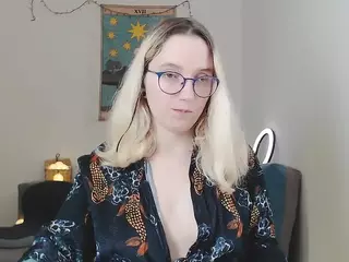 kiratarot's Live Sex Cam Show