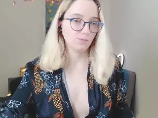 kiratarot's Live Sex Cam Show