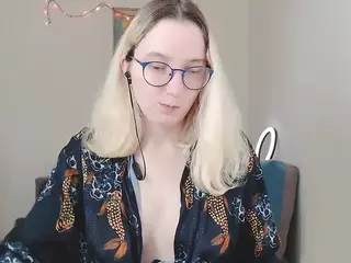 kiratarot's Live Sex Cam Show