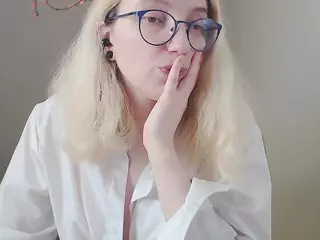 kiratarot's Live Sex Cam Show