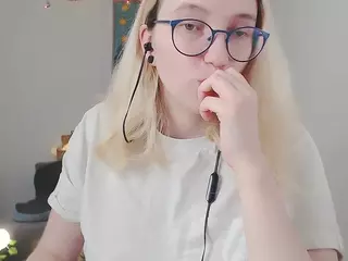 kiratarot's Live Sex Cam Show