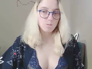 kiratarot's Live Sex Cam Show
