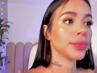Valentina Vega's Live Sex Cam Show