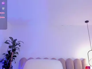 Valentina Vega's Live Sex Cam Show