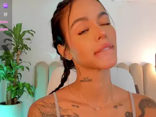 Valentina Vega's Live Sex Cam Show