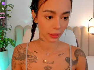 Valentina Vega's Live Sex Cam Show