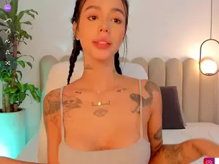 Valentina Vega's Live Sex Cam Show