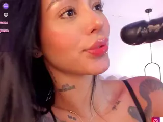 Valentina Vega's Live Sex Cam Show