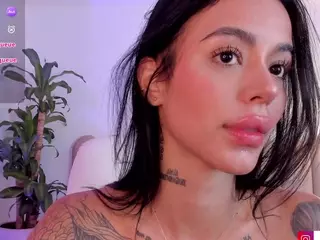 Valentina Vega's Live Sex Cam Show