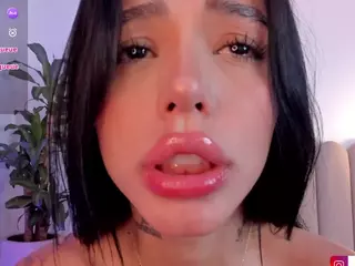 Valentina Vega's Live Sex Cam Show