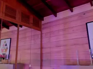 Izzy Wild's Live Sex Cam Show