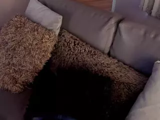 Izzy Wild's Live Sex Cam Show