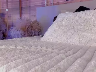Izzy Wild's Live Sex Cam Show