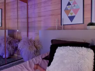 Izzy Wild's Live Sex Cam Show