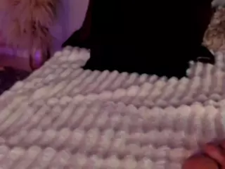 Izzy Wild's Live Sex Cam Show