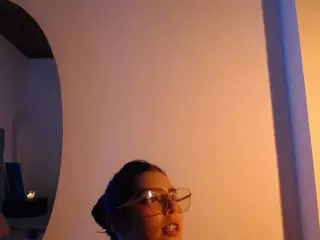 Paola2Lyon's Live Sex Cam Show