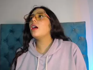 Paola2Lyon's Live Sex Cam Show