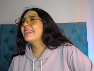 Paola2Lyon's Live Sex Cam Show