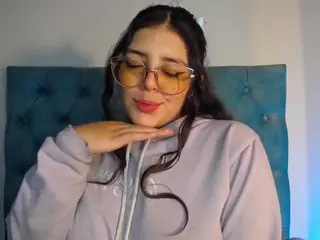 Paola2Lyon's Live Sex Cam Show