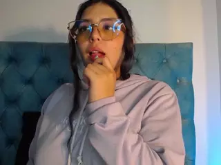 Paola2Lyon's Live Sex Cam Show