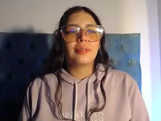 Paola2Lyon's Live Sex Cam Show