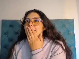 Paola2Lyon's Live Sex Cam Show