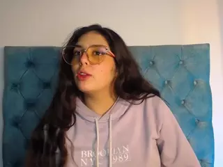 Paola2Lyon's Live Sex Cam Show