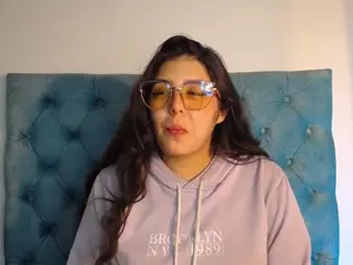Paola2Lyon's Live Sex Cam Show