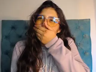 Paola2Lyon's Live Sex Cam Show