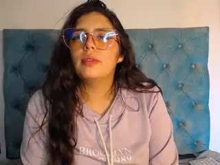 Paola2Lyon's Live Sex Cam Show