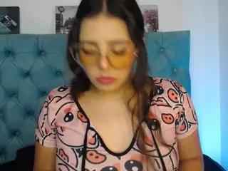 Paola2Lyon's Live Sex Cam Show