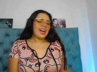 Paola2Lyon's Live Sex Cam Show