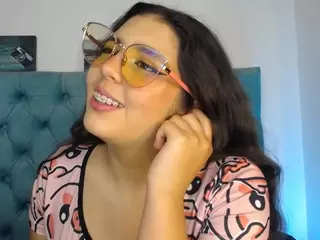 Paola2Lyon's Live Sex Cam Show