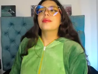 Paola2Lyon's Live Sex Cam Show