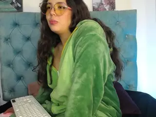 Paola2Lyon's Live Sex Cam Show