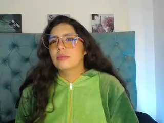 Paola2Lyon's Live Sex Cam Show
