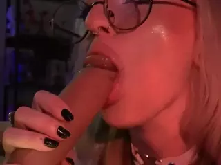 AlexTheKitten's Live Sex Cam Show