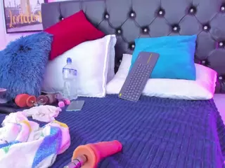 KonnyNaugthy's Live Sex Cam Show