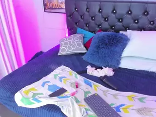 KonnyNaugthy's Live Sex Cam Show