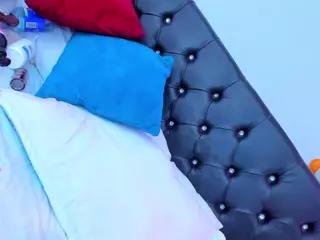 KonnyNaugthy's Live Sex Cam Show