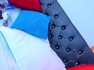 KonnyNaugthy's Live Sex Cam Show