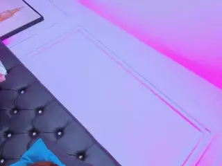 KonnyNaugthy's Live Sex Cam Show