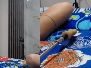 melisa-bones's Live Sex Cam Show