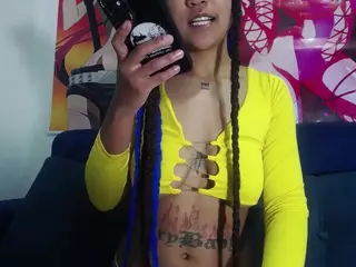 cinnamon-7's Live Sex Cam Show
