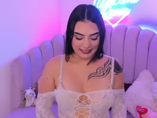 Amara-Miller's Live Sex Cam Show